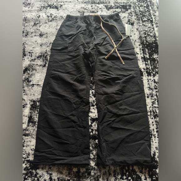 Fear of God Black Cargo Pants - Picture 1 of 7